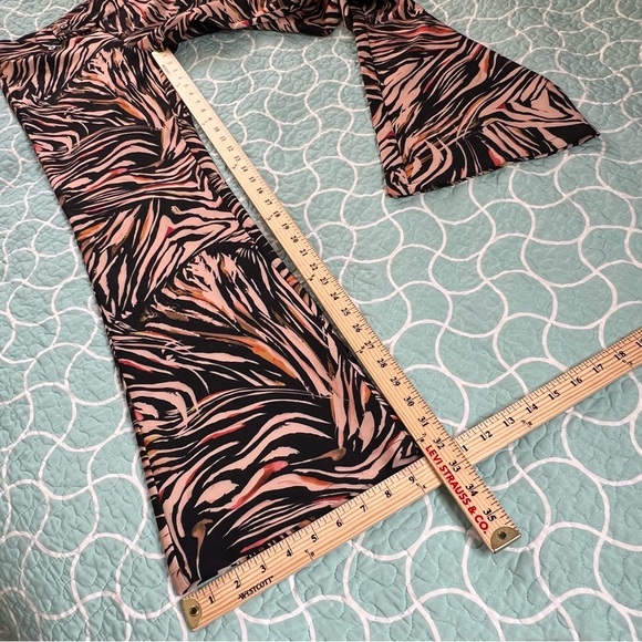 Tiger Mist Kittie Pant in Zebra Women’s Size XS NWOT - Picture 9 of 13